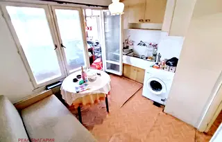Двустаен апартамент в Русе, Родина 1