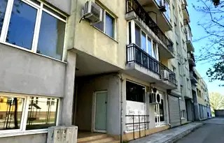 Двустаен апартамент в Русе, Родина 1