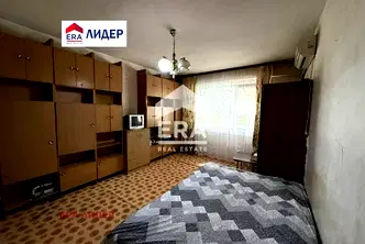 Едностаен апартамент в Русе, Родина 2