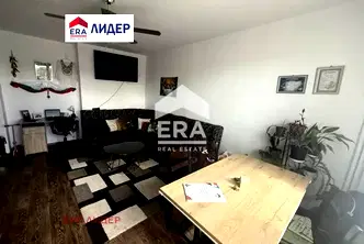 Тристаен апартамент в Русе, Родина 2
