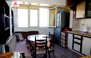 Тристаен апартамент в Русе, Широк център