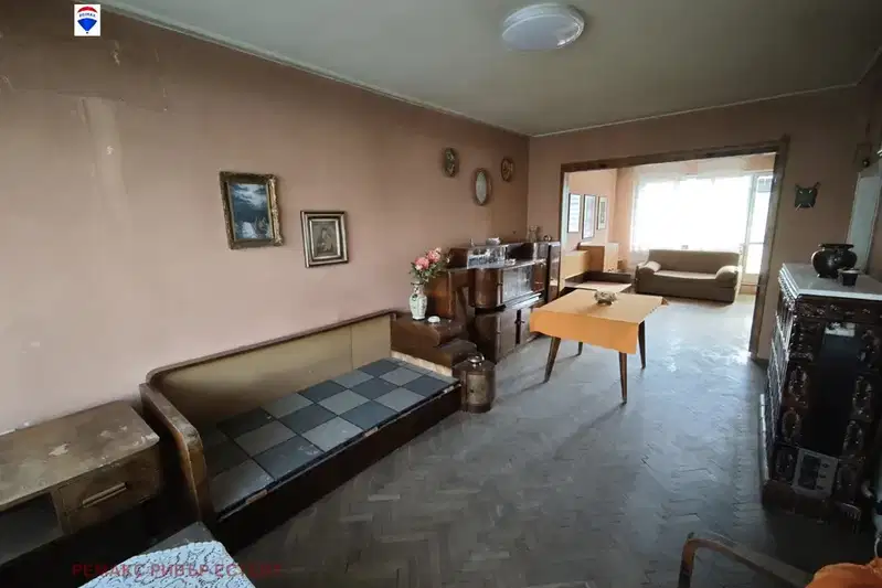 Тристаен апартамент в Русе, Широк център
