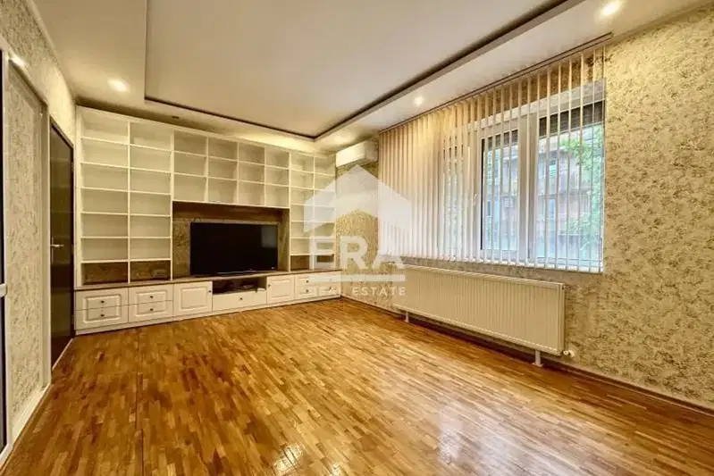 3-bedroom apartment in Ruse, Shirok Centyr
