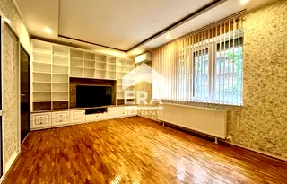 Тристаен апартамент в Русе, Широк център