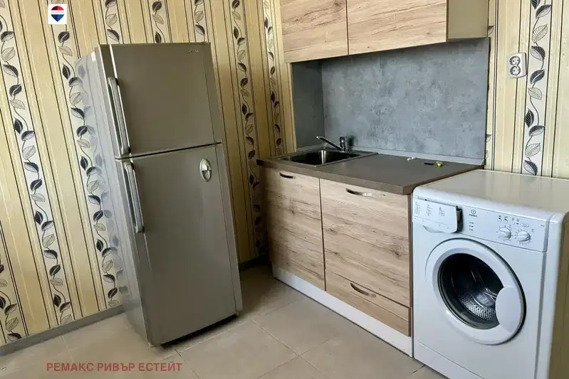 Едностаен апартамент в Русе, Тракцията