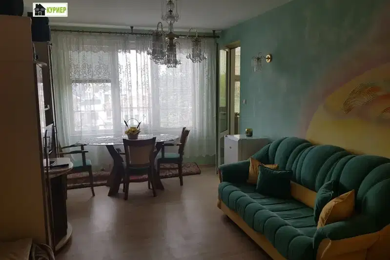 Едностаен апартамент в Русе, Възраждане