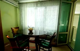 Двустаен апартамент в Русе, Ялта