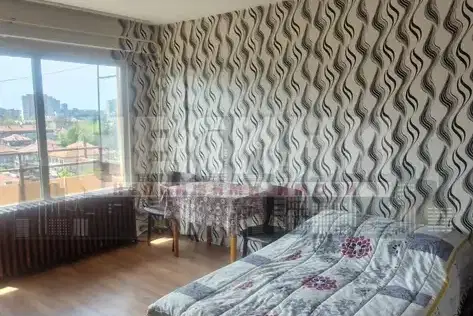 One-room apartment in Ruse, Zdravec with two terraces