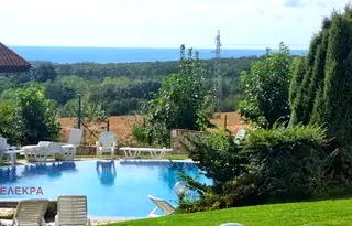Тристаен апартамент във Варна, с. Близнаци