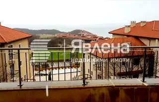 Тристаен апартамент в Добрич, с. Божурец