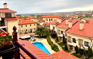 Тристаен апартамент в Бургас, с. Кошарица
