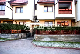 Тристаен апартамент в с. Панчарево