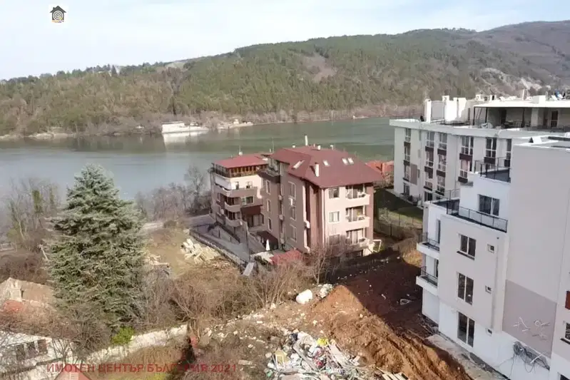 4-bedroom apartment in Pancharevo