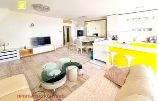 Тристаен апартамент в Бургас, с. Равда