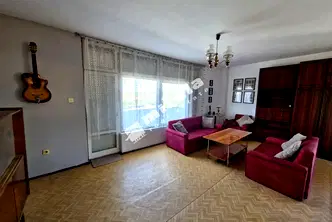 Тристаен апартамент в Ямбол, с. Тенево