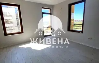 Тристаен апартамент в Добрич, с. Топола