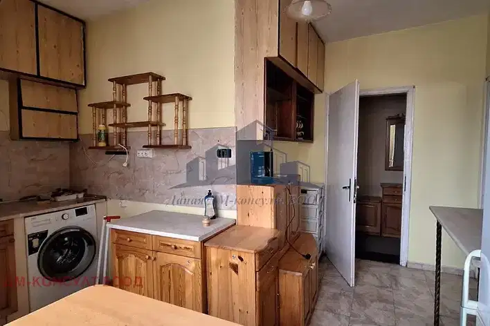 3-bedroom apartment in Shumen, Bolnicata