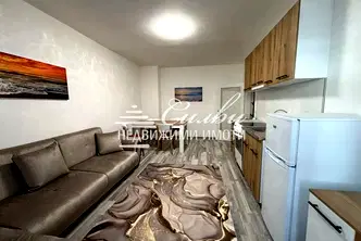 Двустаен апартамент в Шумен, Център