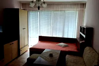 Тристаен апартамент в Шумен, Добруджански