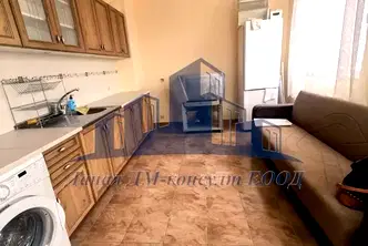 Двустаен апартамент в Шумен, Добруджански
