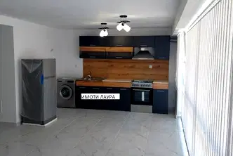 Тристаен апартамент в Шумен, Пазара