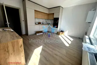 Тристаен апартамент в Шумен, Тракия