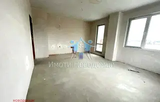 Тристаен апартамент в Шумен, Тракия