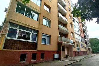 Двустаен апартамент в Силистра, Център