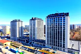 Двустаен апартамент на висок етаж в Банишора, София