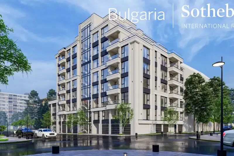 Просторен 3-стаен апартамент в Банишора с покривна тераса