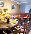 Тристаен апартамент с остъклена тераса в Банишора, София