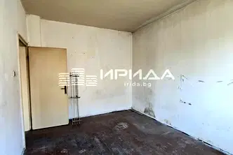 Тристаен апартамент в София, Банишора