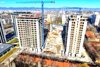 Тристаен апартамент с панорамна гледка в Банишора, София