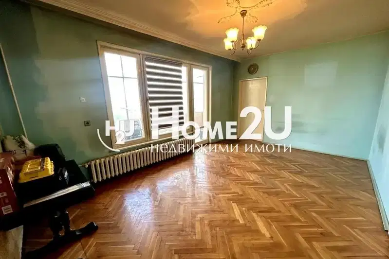 Three-room apartment with terrace in Banishora, Sofia