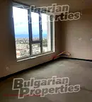 Тристаен апартамент с гараж в Банишора, София
