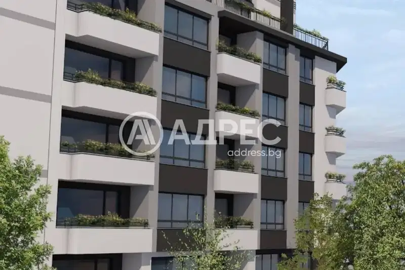 4-bedroom apartment in Sofiya, Banishora