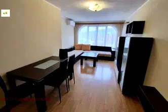 Двустаен апартамент с балкон в Банишора, София