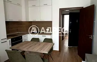 Двустаен апартамент с две тераси в Банишора, София