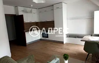 Двустаен апартамент в Банишора с тераса на 6-ти етаж