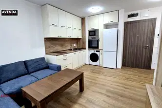 Двустаен апартамент с тераса в Банишора, София