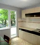 Тристаен апартамент с балкони в Банишора, София
