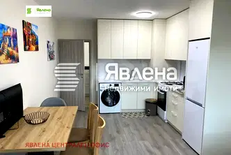 Тристаен апартамент с две тераси в Банишора, София