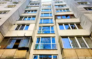 Двустаен апартамент с южно изложение в Белите брези, София