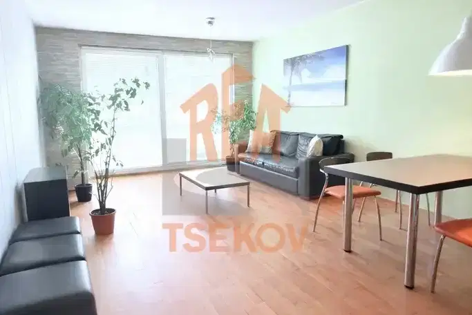 Тристаен апартамент в Белите брези с две тераси