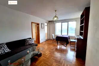 Тристаен апартамент с тераса в Белите брези, София