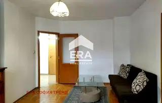 Тристаен апартамент в София, Белите брези