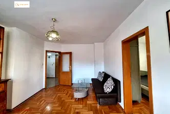 Тристаен апартамент с тераса в Белите брези, София