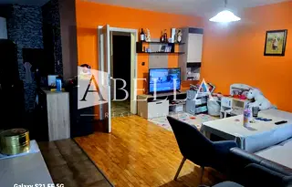 Тристаен апартамент с два балкона в Белите брези, София