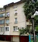 Двустаен апартамент на последен етаж в Борово, София