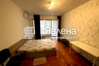 Двустаен апартамент в Борово с два балкона
